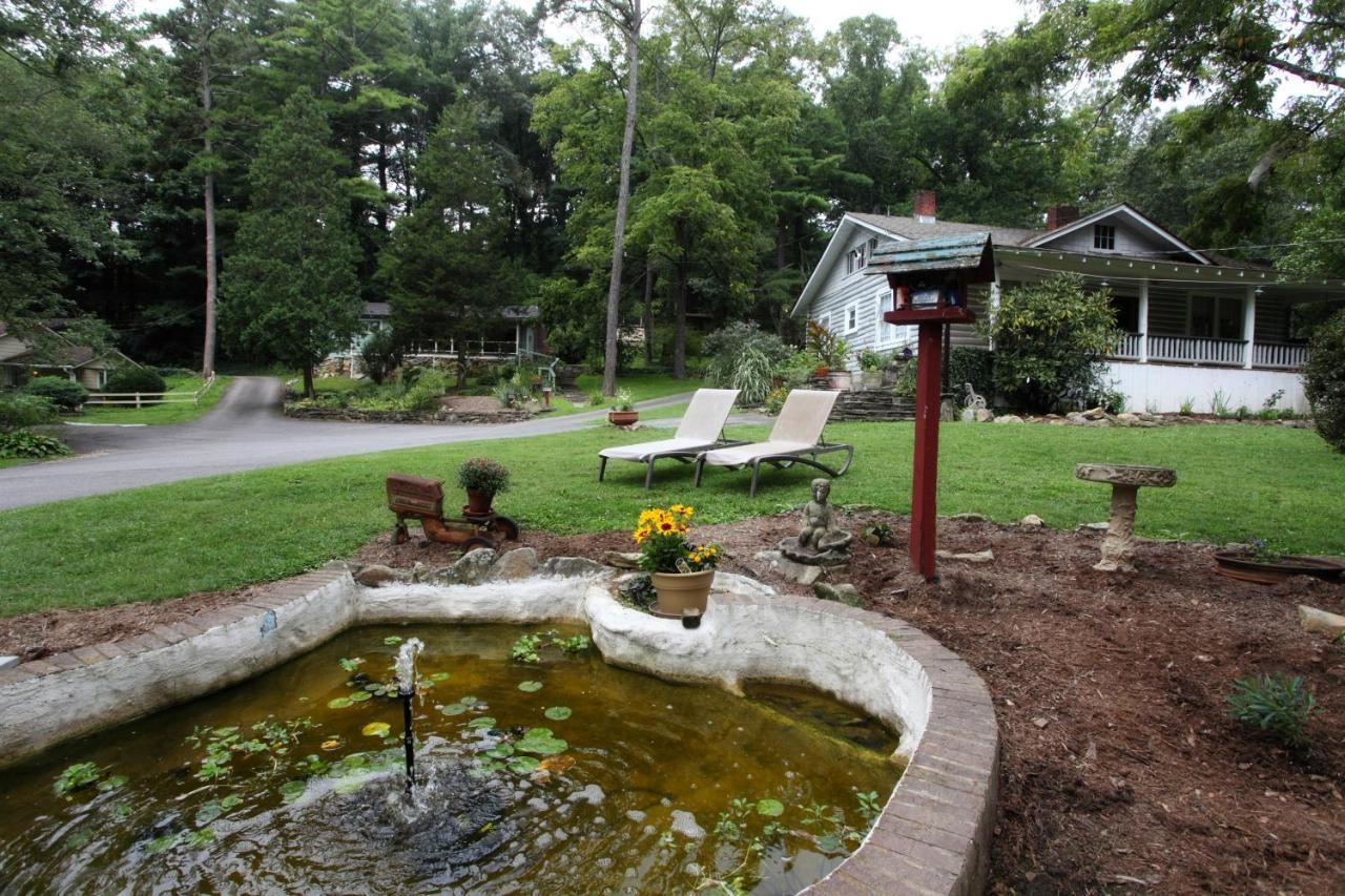 The Pines Cottages Woodfin Extérieur photo