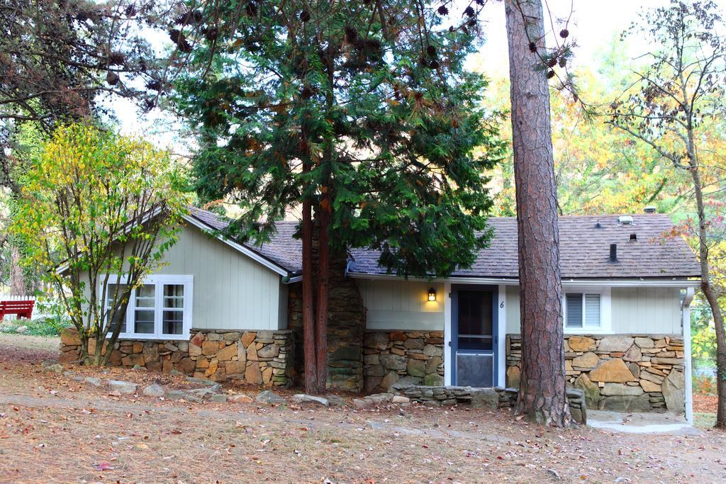 The Pines Cottages Woodfin Extérieur photo