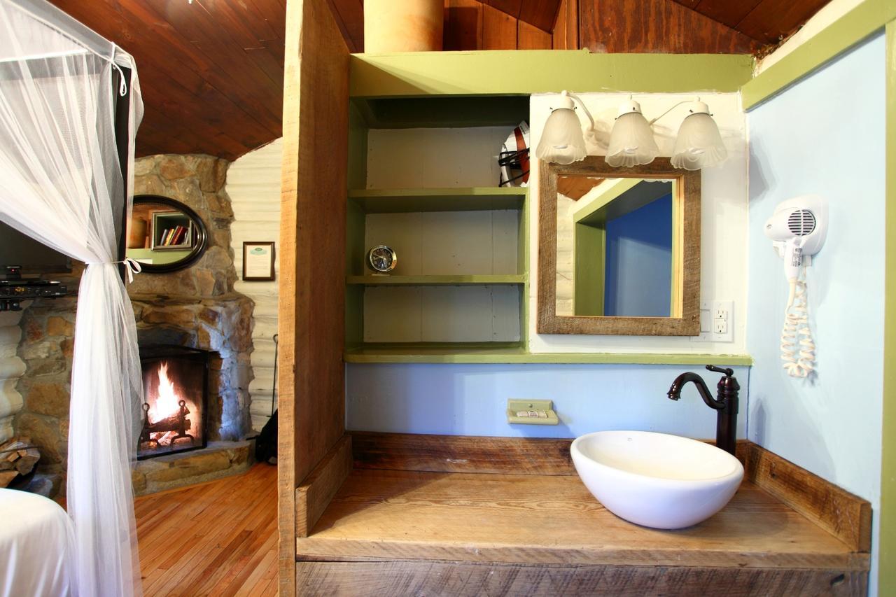 The Pines Cottages Woodfin Extérieur photo