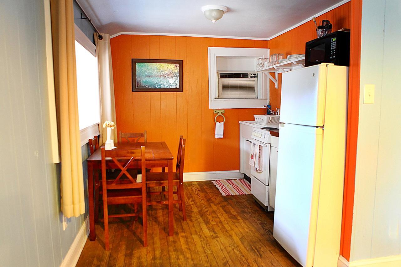 The Pines Cottages Woodfin Extérieur photo